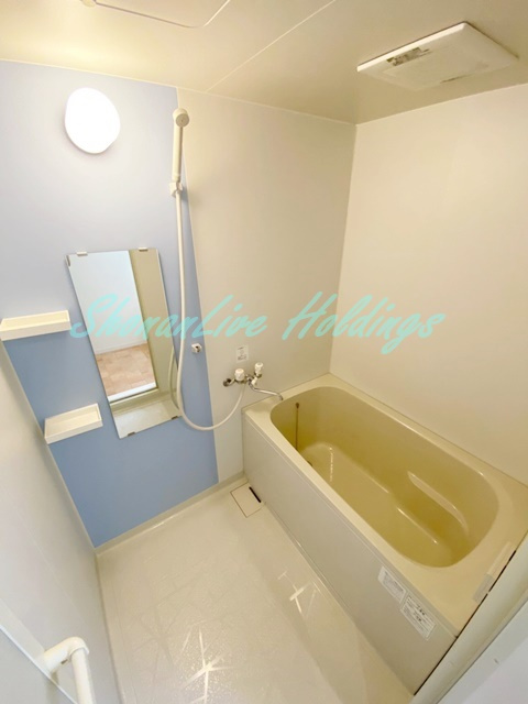 横浜市戸塚区上倉田町の賃貸マンションの浴室|清潔感のあるお風呂です♪