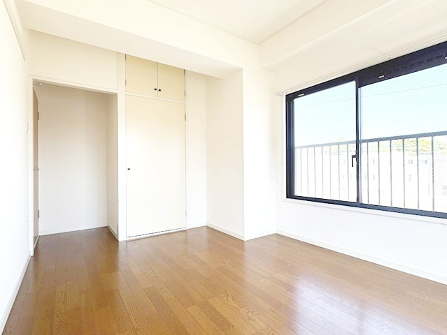 横浜市戸塚区上倉田町の賃貸マンションの居間・リビング|使いやすいリビングになります♪