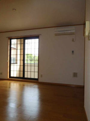 【居間・リビング】 | ドエル石ナ曽根