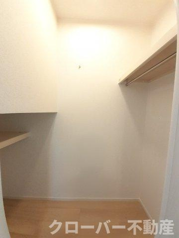 ジャダハウス丸亀　Ａの収納