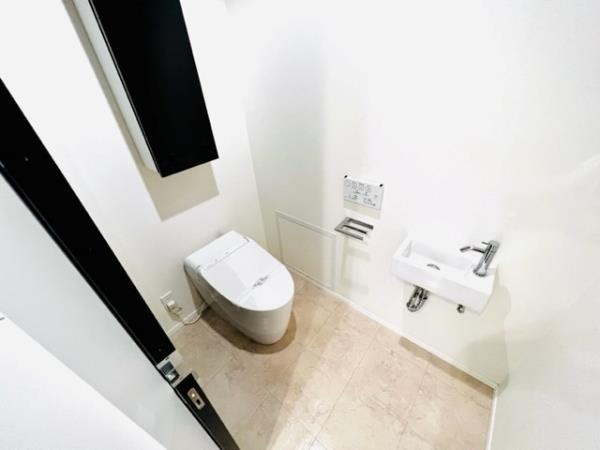 Ｂｒｉｌｌｉａ　ｉｓｔ　西麻布霞町のトイレ|コンパクトで使いやすいトイレです