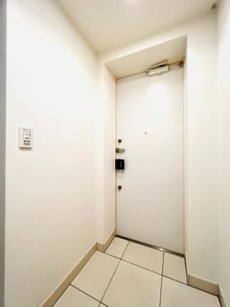 Ｂｒｉｌｌｉａ　ｉｓｔ　西麻布霞町の玄関|きれいな玄関です