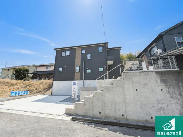 5日(土)6日(日)現地ご見学可能！　神戸市北区京地　限定1邸の外観|安心の10年保証！外観を美しく保ち、雨水で汚れを落とします！気になることがありましたら、お気軽にお問い合わせください！