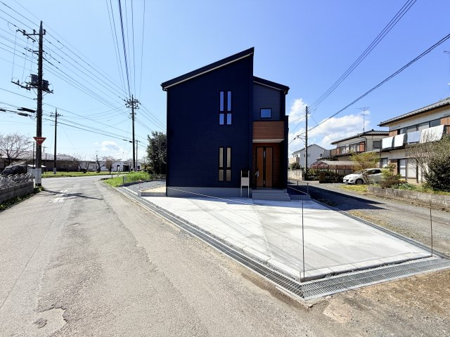 小美玉市江戸1期　新築戸建の駐車場|カースペース3台可能♪
