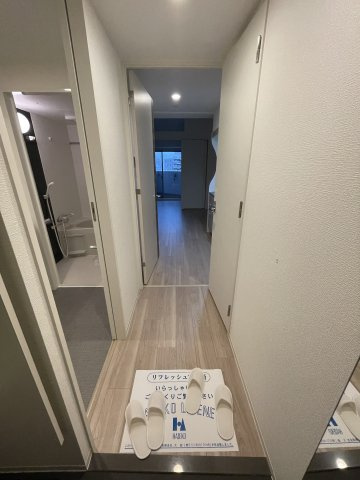 セレニテ神戸ミラクシュッドの玄関