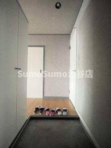 大橋コーポの玄関