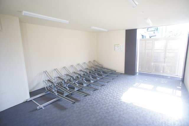 ヒューマンパレス与野のロビー|建物の内部です