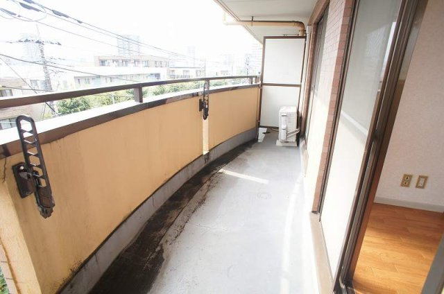スリーズマンションの洗面所|洗面所です