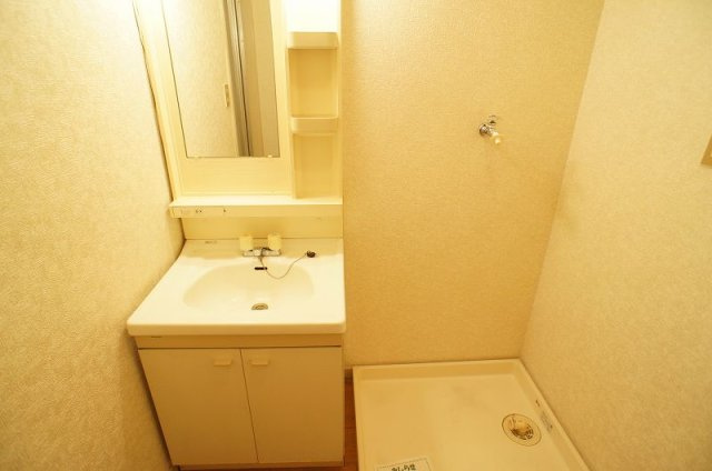 スリーズマンションのトイレ|ゆったりとした空間のトイレです