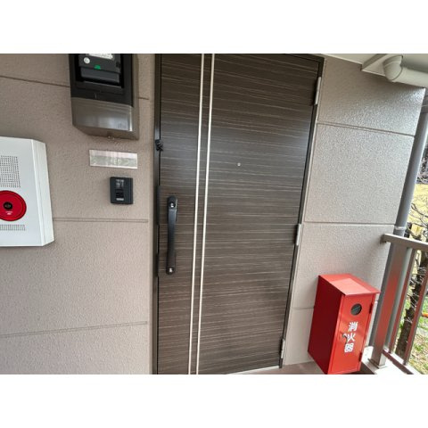 アーバンコート浦和の玄関|収納もある玄関です