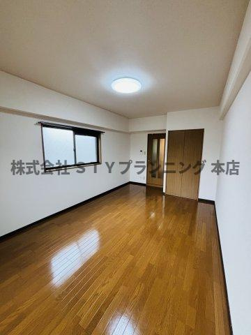 仲介手数料0円！レージュAsanoの洋室