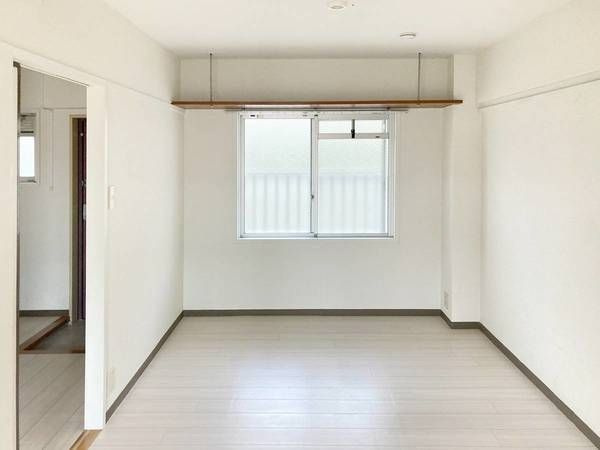 横須賀市公郷町６丁目の賃貸マンションの寝室