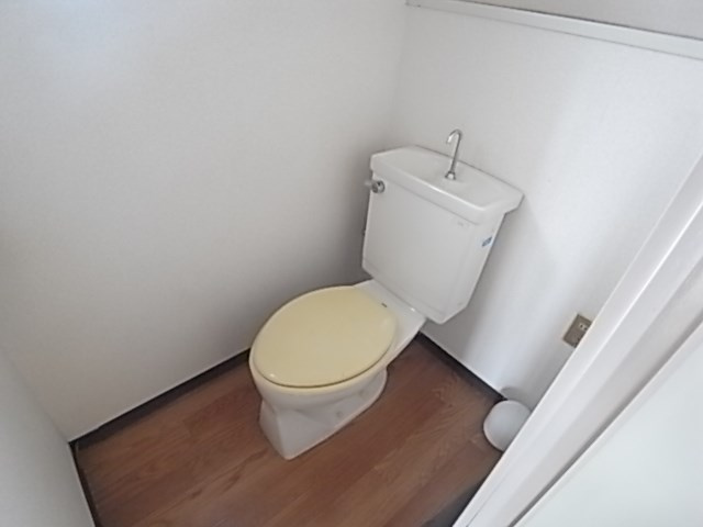 メゾン・ド・マキのトイレ|清潔感のあるトイレです