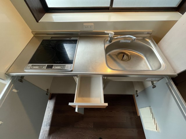 新高円寺アパートのキッチン
