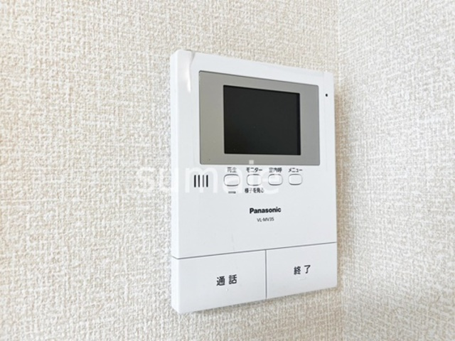 ルーエ雅のセキュリティ|モニター付きインターホンです