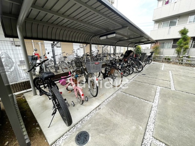 ルーエ雅のその他共用部分|駐輪置き場です