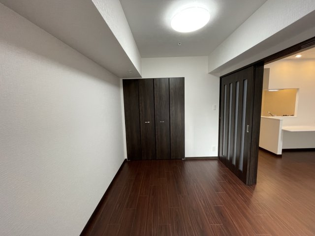 ORSUS新大阪（旧プレジオ新大阪ROUGE）の洋室|イメージとして同建物他部屋を表示しています