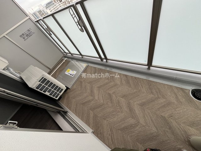 エスリードレジデンス　ザ・グラン大阪福島クラス　仲介手数料無料のバルコニー