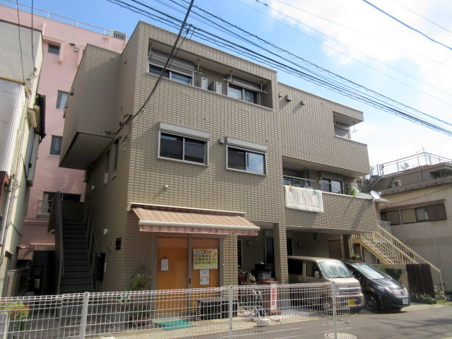 サンリーブのロビー|★住環境と日当たり良好です★