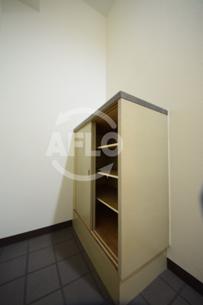 メロディーハイム夕陽丘　の玄関|メロディーハイム夕陽丘　シューズボックス