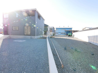 【その他】 | 甲斐市志田 新築戸建全3棟 3号棟 塩崎駅歩7分 お庭広々 | 東側境界