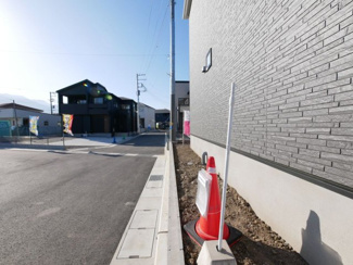 【その他】 | 甲斐市志田 新築戸建全3棟 3号棟 塩崎駅歩7分 お庭広々 | 西側境界