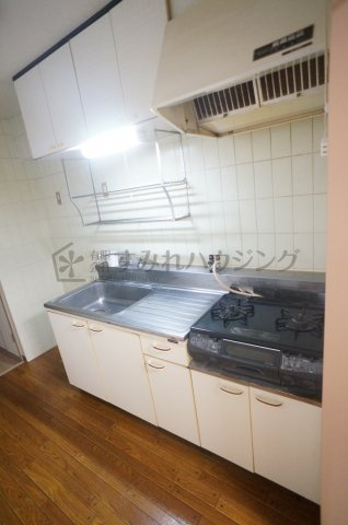 プレアール宝塚泉町のキッチン|参考、同建物・反転間取りの号室