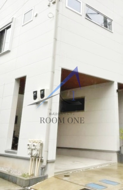 西新宿４丁目テラスハウスのエントランス|エントランスです。