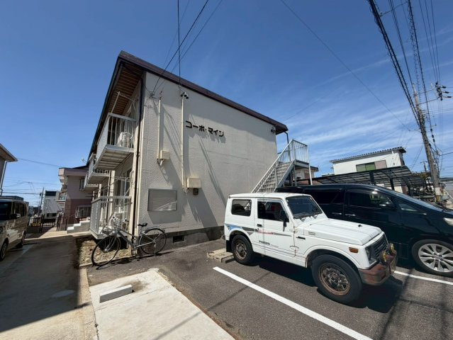 コーポマインの駐車場