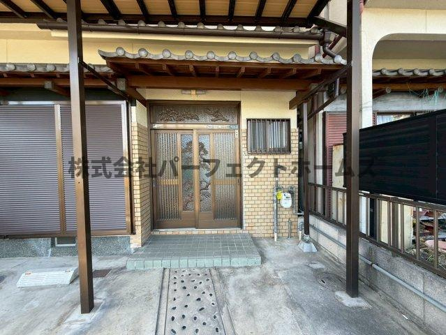 三井南町戸建　賃貸のエントランス|ゆとりのあるエントランスです
