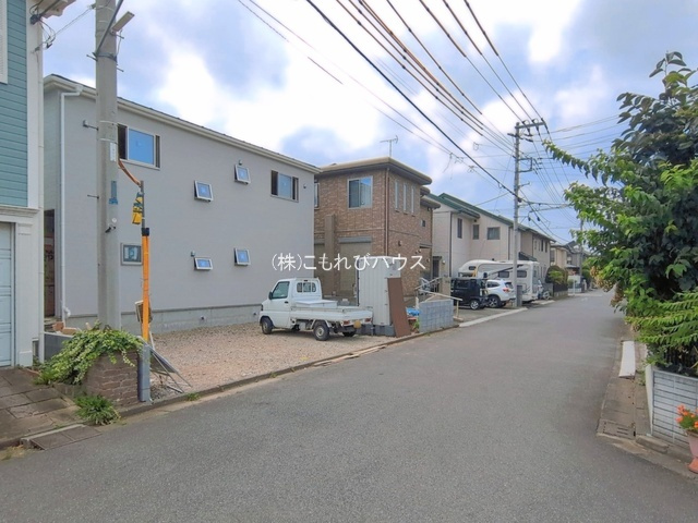 上尾市小泉　新築一戸建て　リーブルガーデン　01の前面道路含む現地写真|撮影：'26/07/24