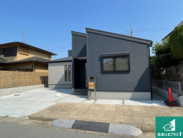 川西市向陽台　第4期　新築一戸建ての外観|安心の10年保証！外観を美しく保ち、雨水で汚れを落とします！気になることがありましたら、お気軽にお問い合わせください！