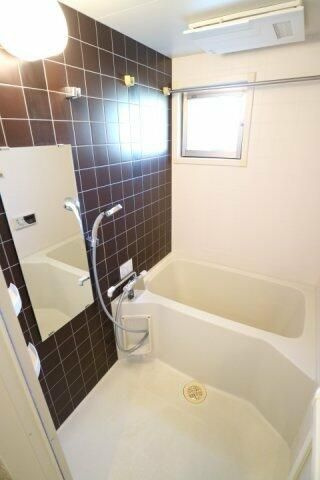 プライムアーバン西早稲田の浴室