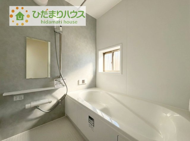 【浴室】 | 我孫子市湖北台5丁目11番　新築戸建　B号棟 | 大人が足を伸ばしても十分な広さ！一人でゆっくりくつろぐ時間も大切です！