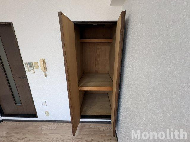コートTAKUMIの収納