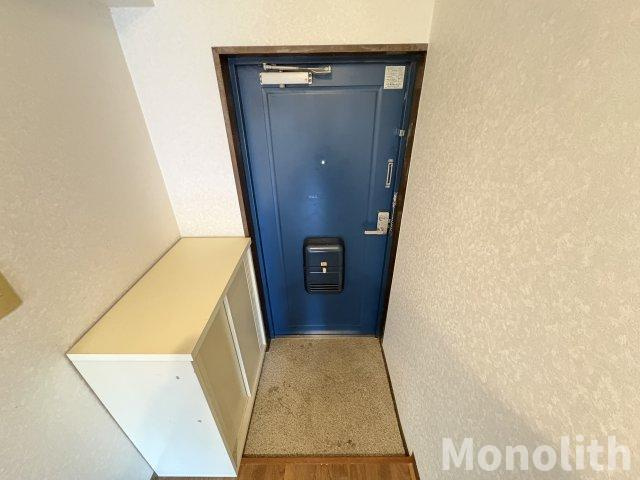 コートTAKUMIの玄関