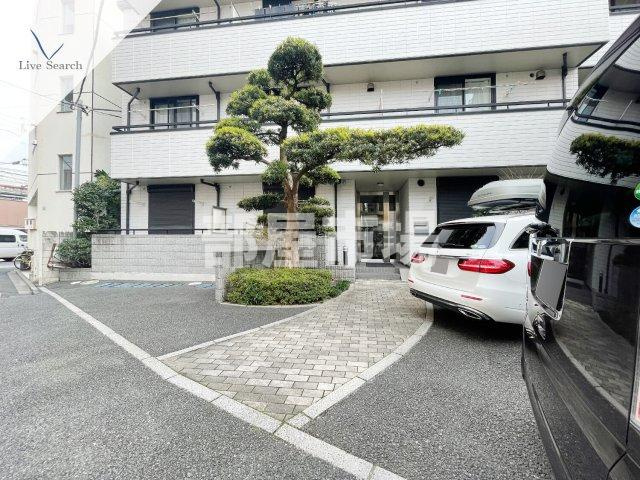 荒川区町屋１丁目のアパートのエントランス