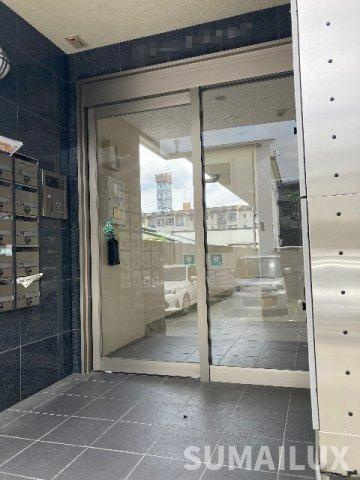 熊本市東区保田窪５丁目の賃貸マンションのエントランス