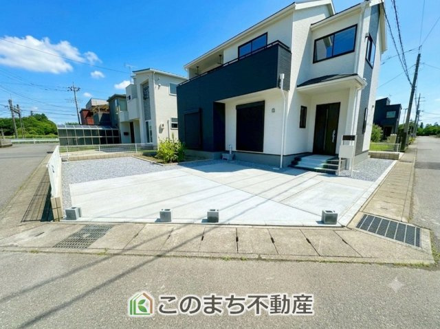 LiveleGarden.S栃木市都賀町升塚第2の駐車場|お車並列２台分ご用意しております♪

