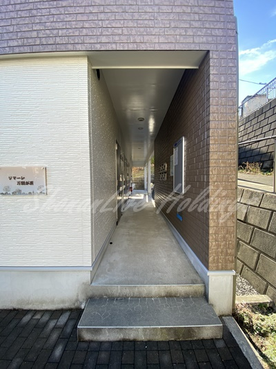 横浜市旭区万騎が原のアパートのエントランス|毎日通るエントランス♪
