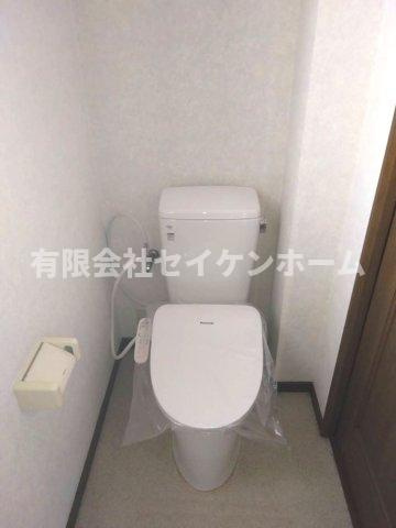 熊谷市妻沼東4丁目　中古住宅のトイレ