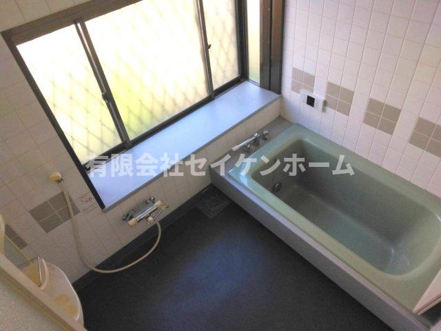 熊谷市妻沼東4丁目　中古住宅の浴室