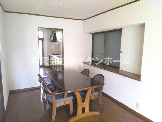 熊谷市妻沼東4丁目　中古住宅の居間・リビング