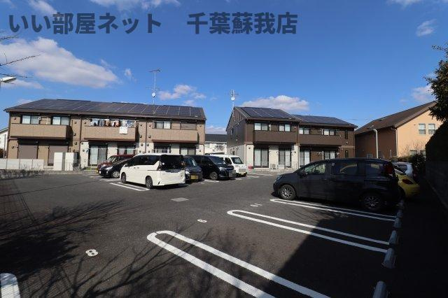 ヴェルデソーレAの駐車場|駐車スペースもあります