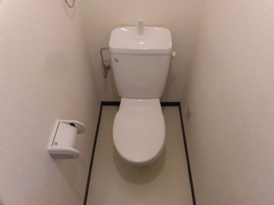【トイレ】 | KUBOTAハイツ | 清潔感のある綺麗なトイレです