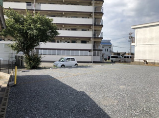 【駐車場】