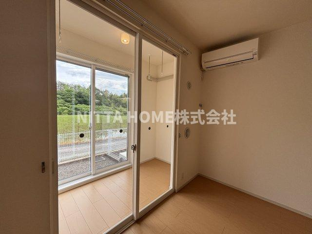 メビウスのバルコニー|サンルームにテラスのついたお部屋です♪