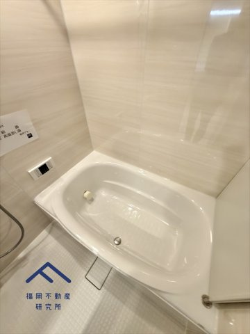 西福岡マリナタウンイーストコート2号棟の浴室