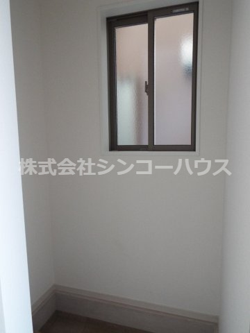 【収納】 | 久喜東3期1棟 | 玄関横収納