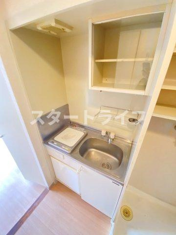 大阪市淀川区東三国２丁目の賃貸マンションのキッチン